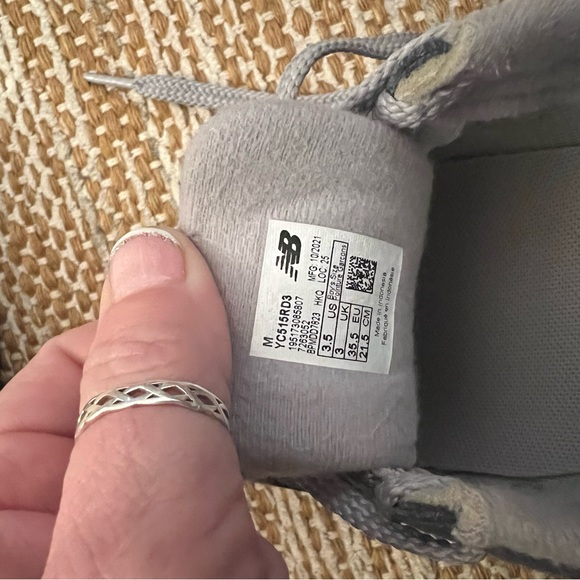 New Balance 515 Youth Size 3.5 in Blue - Picture 4 of 5